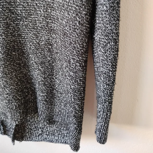 Mudd Size M Dark Grey Cardigan - Picture 13 of 16